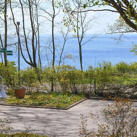 Haus Am Hoevt - 12 Appartement Goehren (Ruegen)