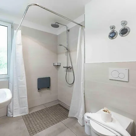 Haus Am Hoevt - 12 Apartment Goehren (Ruegen)